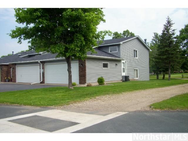 7226 218th St N, Forest Lake, MN 55025