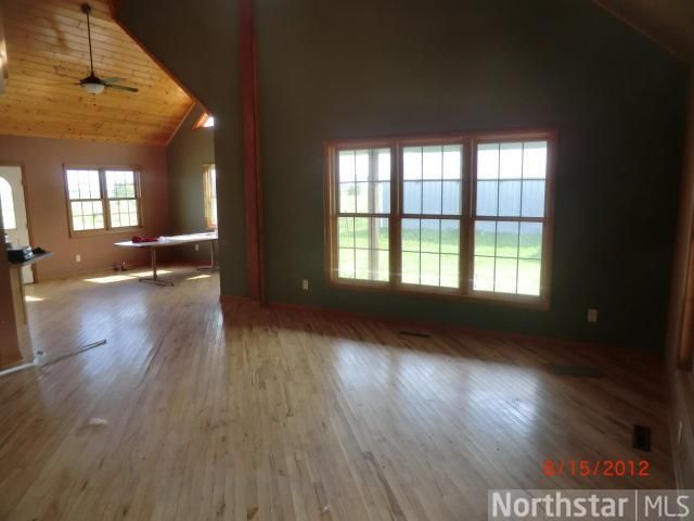 9875 550th St, Rush City, MN 55069