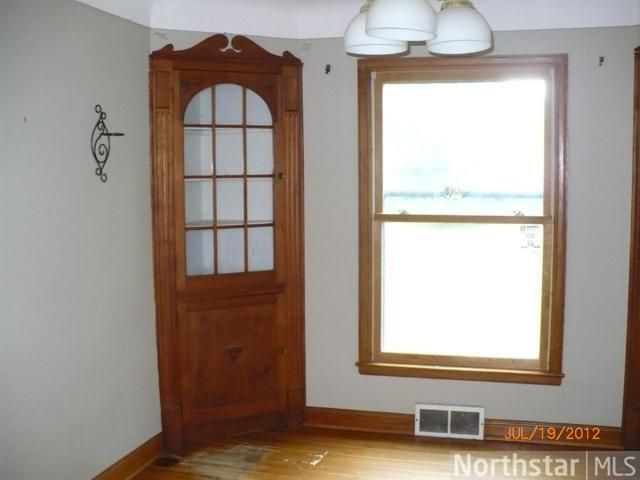 1588 Race St, Saint Paul, MN 55102