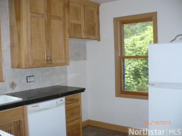 1588 Race St, Saint Paul, MN 55102