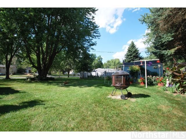 763 Hackmore Dr, Eagan, MN 55123