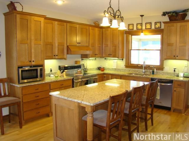 1008 Celebration Cir, Sartell, MN 56377