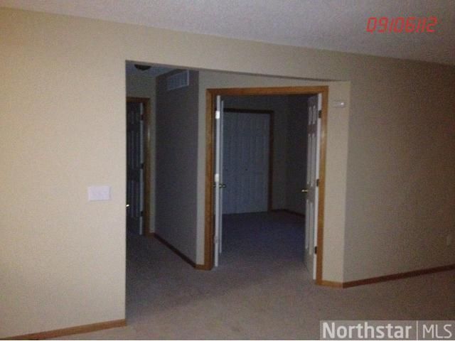 1013 Goldfinch Dr, Waconia, MN 55387
