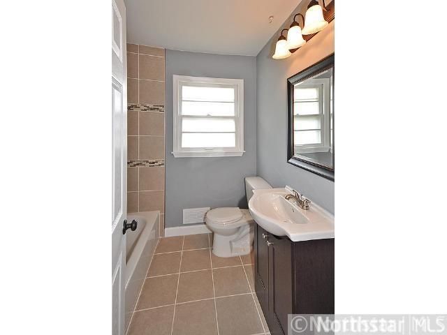 5942 Abbott Ave N, Brooklyn Center, MN 55429