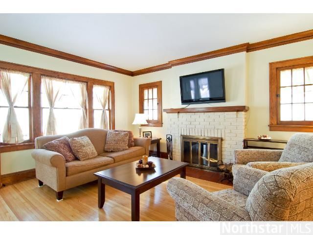 216 Queen Ave S, Minneapolis, MN 55405