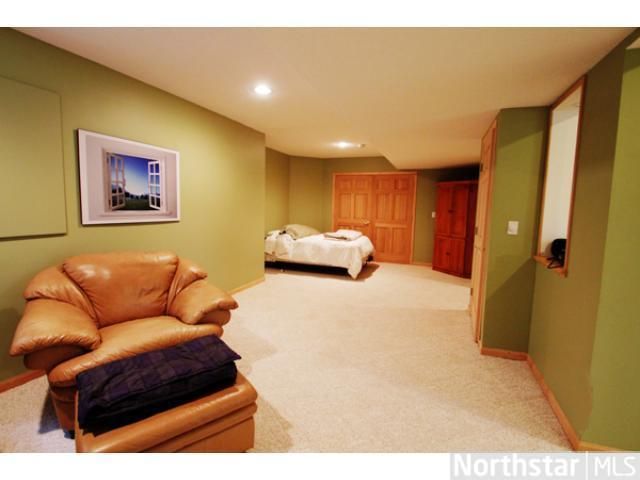4829 Williston Rd, Minnetonka, MN 55345