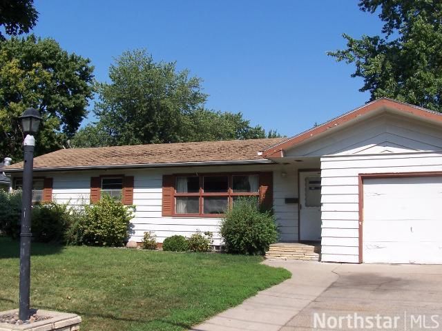 6212 47th Ave N, Crystal, MN 55422