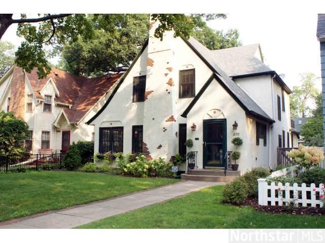 2195 Berkeley Ave, Saint Paul, MN 55105