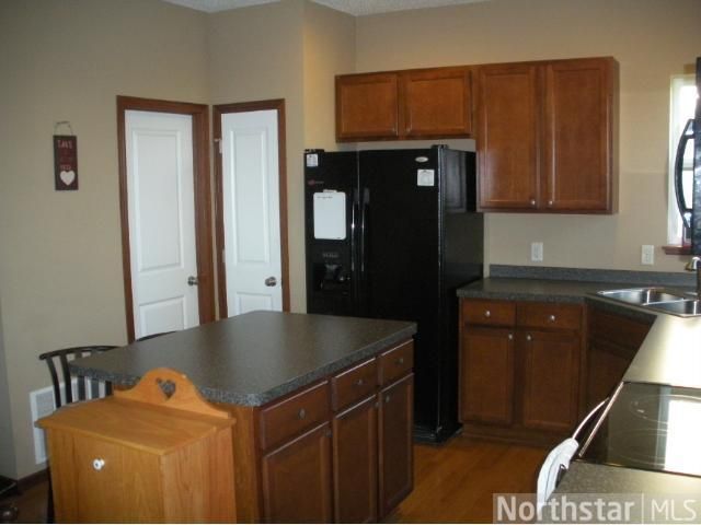 663 Golden Oak St NE, Lonsdale, MN 55046