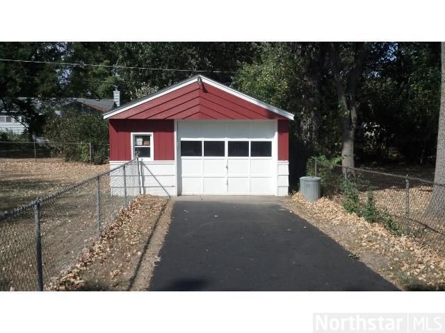 1899 Worcester Ave, Saint Paul, MN 55116