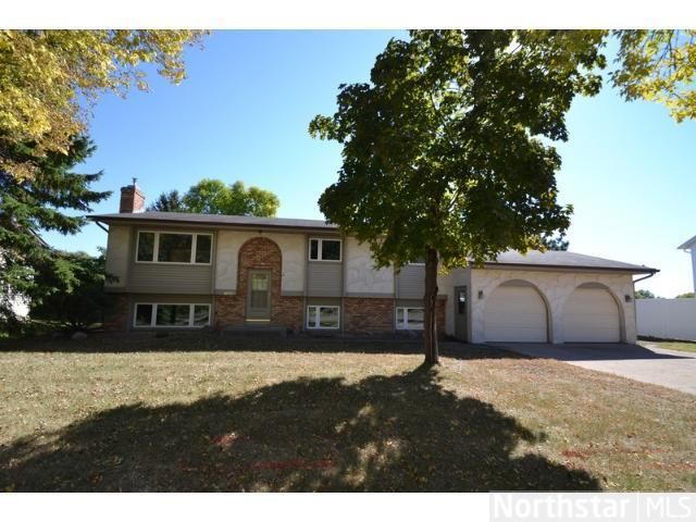 14449 Guthrie Way, Apple Valley, MN 55124