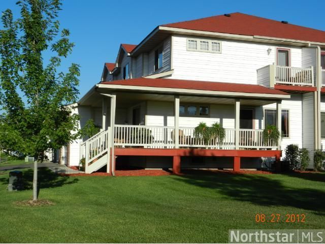 8603 Tessman Cir N, Brooklyn Park, MN 55445