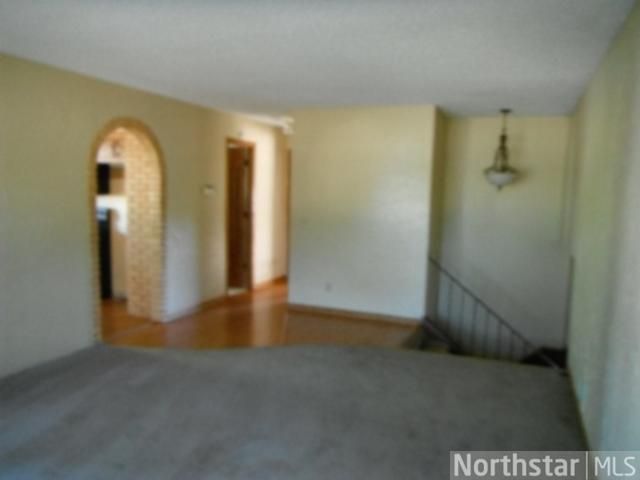 17308 Roanoke St NW, Andover, MN 55304