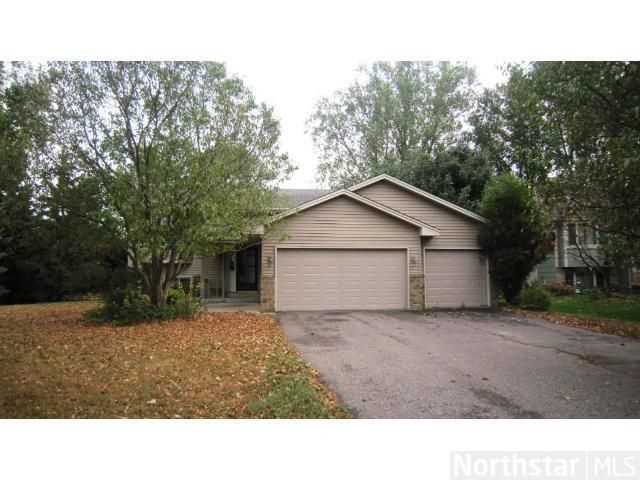 2000 121st Ln NW, Coon Rapids, MN 55448