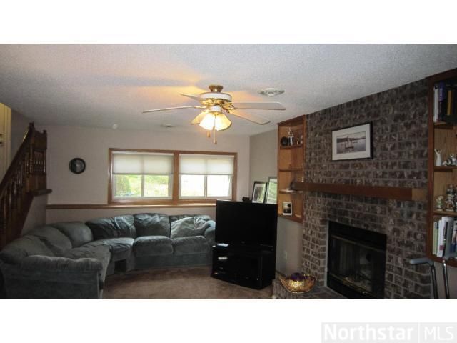 2000 121st Ln NW, Coon Rapids, MN 55448