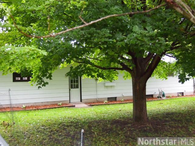 604 Vine Ave W, Montgomery, MN 56069
