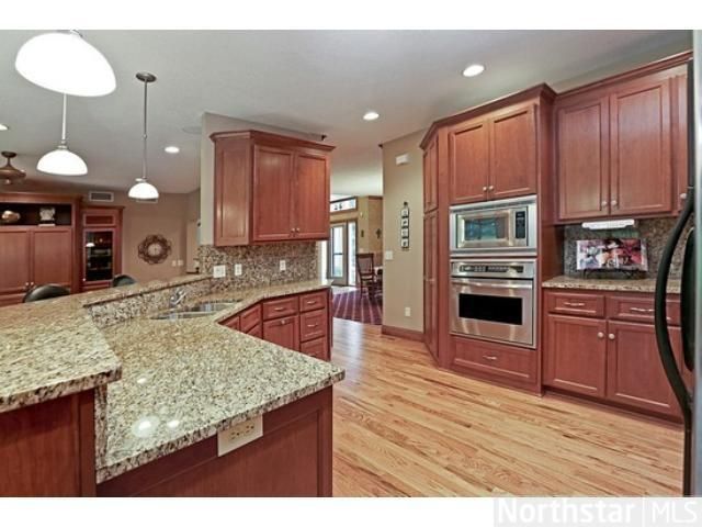 650 Weston Ridge Pw, Chaska, MN 55318