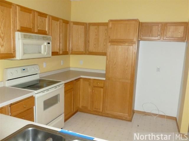 8948 Olive Ln N #1501, Maple Grove, MN 55311
