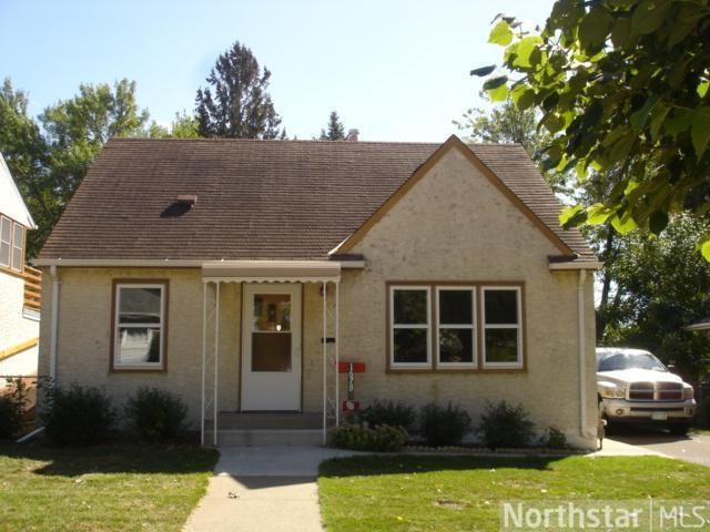 1678 Conway St, Saint Paul, MN 55106