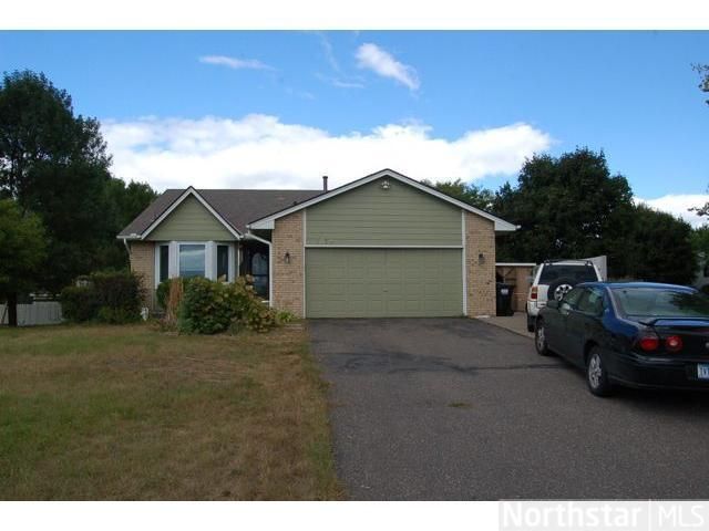 1079 Aspen Ln, Blaine, MN 55014