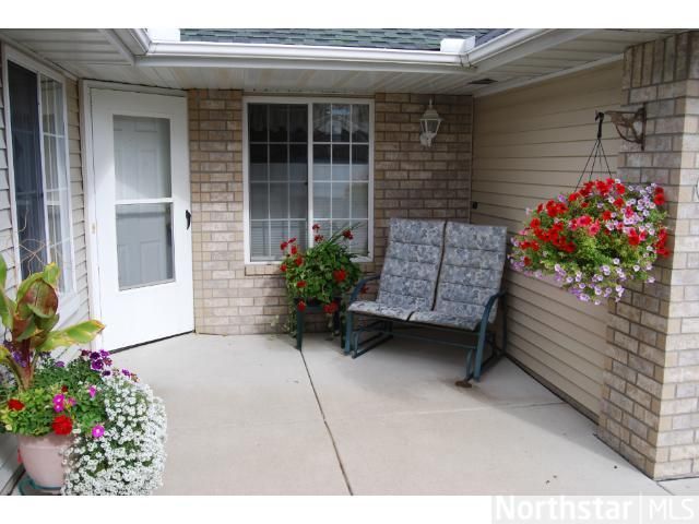 9192 Larkspur Glade, Maple Grove, MN 55311