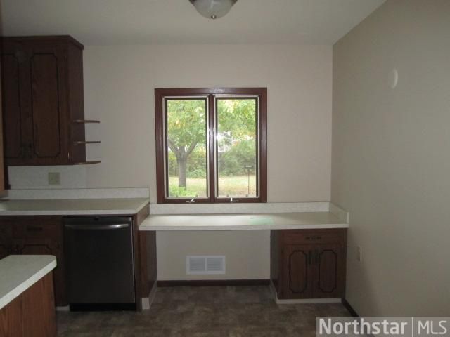 8935 Greene Ave S, Cottage Grove, MN 55016