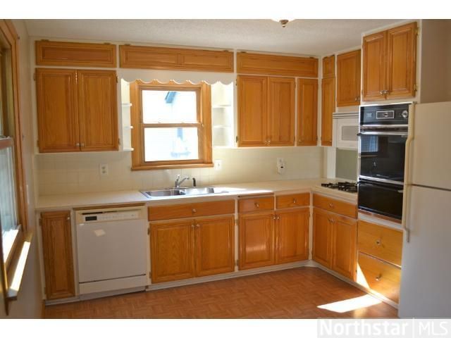 1403 1st St, Princeton, MN 55371