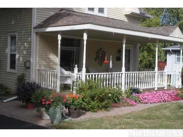 380 W Minnesota St, Le Center, MN 56057