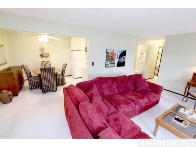 4350 Brookside Ct #118, Edina, MN 55436