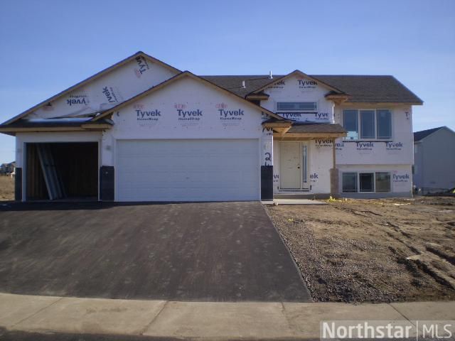 242 Winkler Trl, Cologne, MN 55322