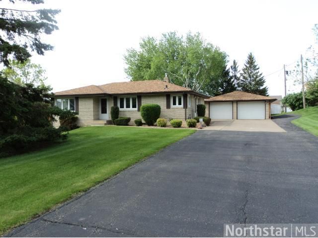 2475 Highwood Ave E, Maplewood, MN 55119