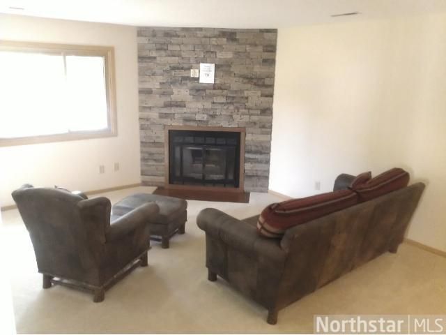 9371 Ranchview Ln N, Maple Grove, MN 55369