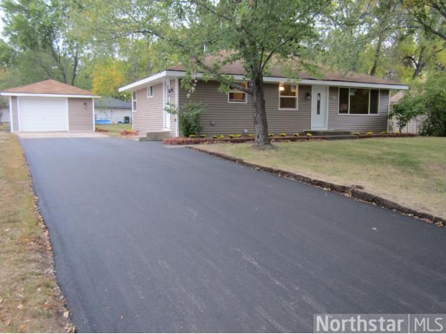 11558 Heather St NW, Coon Rapids, MN 55433