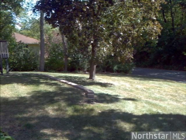 8283 131st St W, Apple Valley, MN 55124