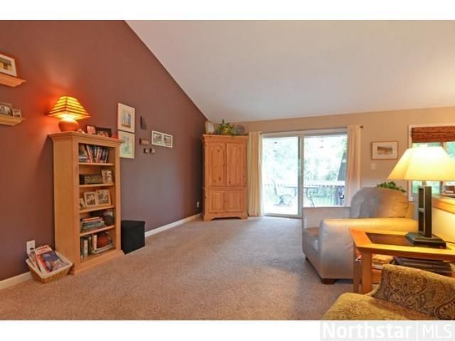 2667 Arbor Dr, White Bear Lake, MN 55110