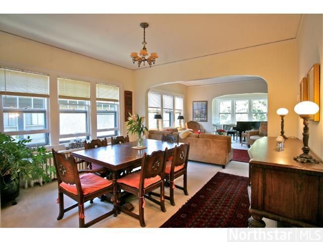 912 Osceola Ave, Saint Paul, MN 55105