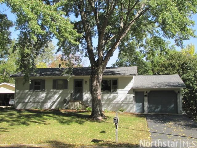 1335 Autumn Dr, Faribault, MN 55021