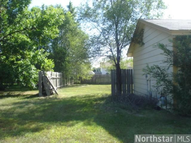 23327 Yucca St NW, Saint Francis, MN 55070