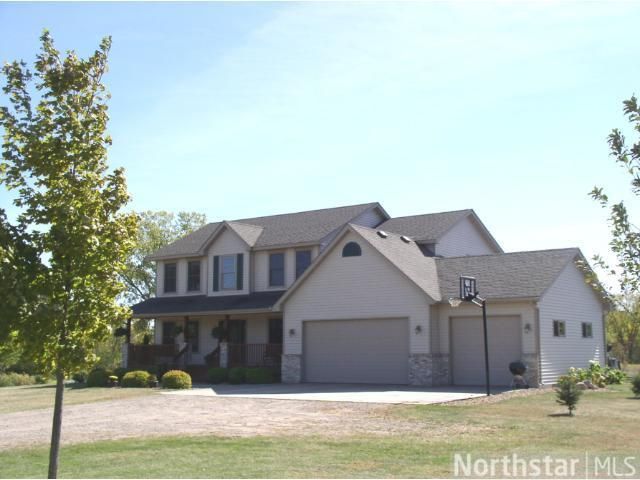 11681 Loftman Trl, North Branch, MN 55056