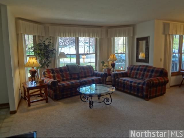 1562 Mallard Dr, Eagan, MN 55122