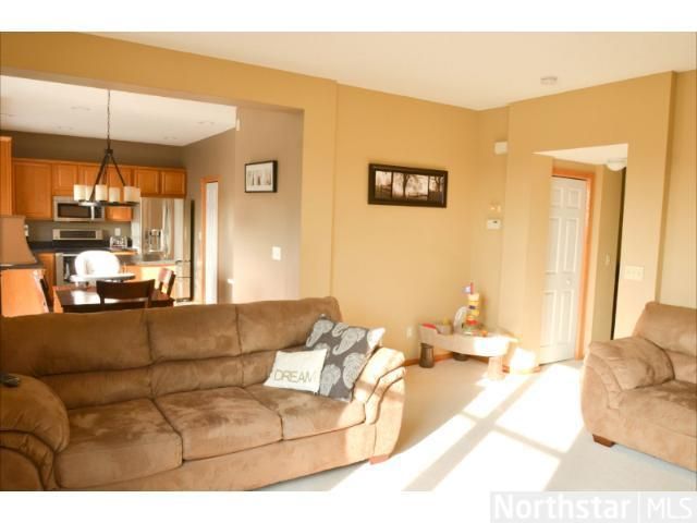 15111 Dupont Pa, Apple Valley, MN 55124
