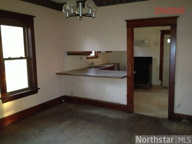 705 9th Ave NE, Waseca, MN 56093