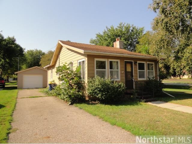 306 W Franklin St, Morristown, MN 55052