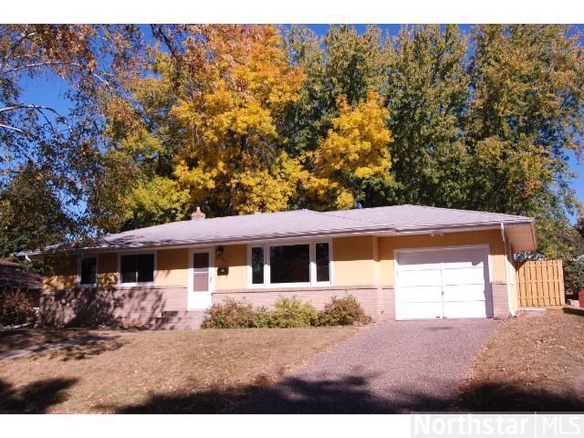 2177 6th St E, Saint Paul, MN 55119