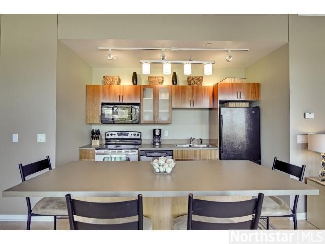 8151 33rd Ave S #E105, Bloomington, MN 55425