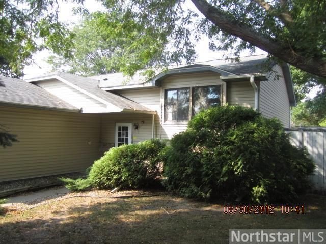 8580 Jeffery Ave S, Cottage Grove, MN 55016