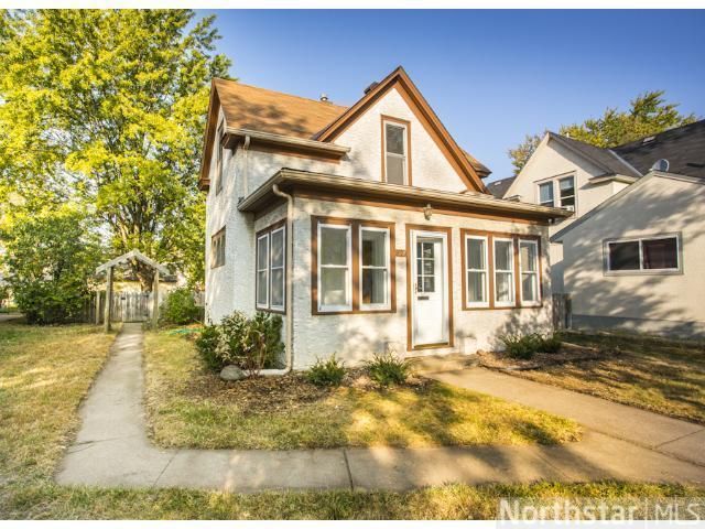 1924 Garfield St NE, Minneapolis, MN 55418