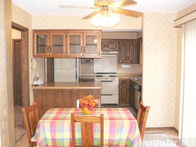 9415 Yucca Ln N, Maple Grove, MN 55369