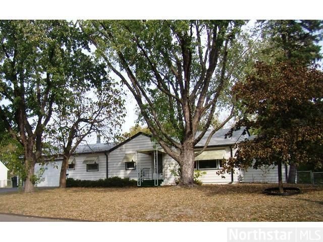 4915 Carleton Rd, Minnetonka, MN 55343