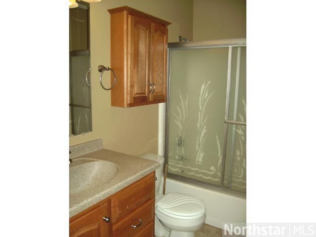 1432 24th Ave NW, Faribault, MN 55021